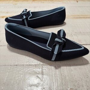 Vivaia Michelle 2.0 Pointed Toe Bow Loafers EU size 42 US size 10.5 Navy Blue